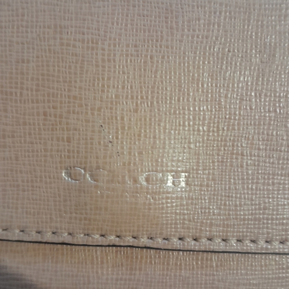 Coach Tan Leather Wallet with dusty - Picture 2 of 10